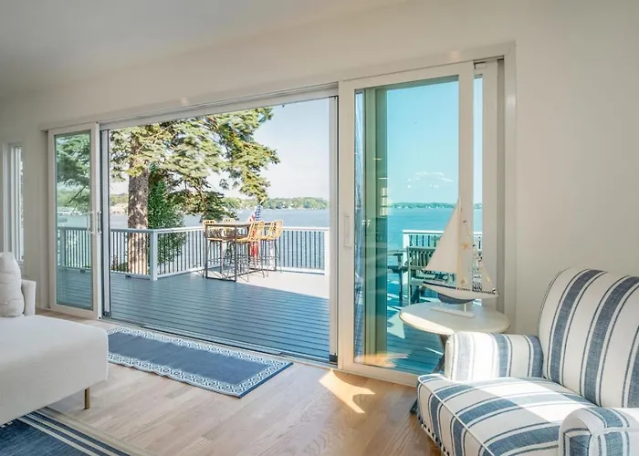 The Blue Sapphire 3br 3ba Luxury Lakefront On Mineola Bay Stunning Views On Chain O Lakes Hébergement de vacances Fox Lake