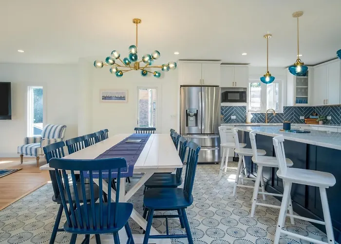 The Blue Sapphire 3br 3ba Luxury Lakefront On Mineola Bay Stunning Views On Chain O Lakes Hébergement de vacances *