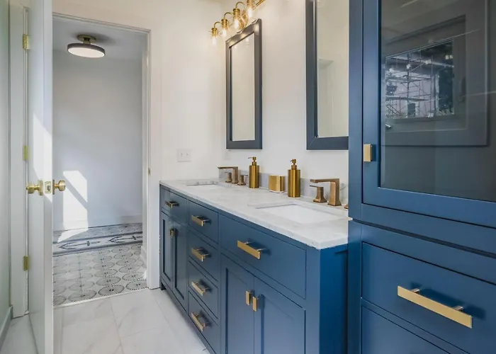 The Blue Sapphire 3br 3ba Luxury Lakefront On Mineola Bay Stunning Views On Chain O Lakes *