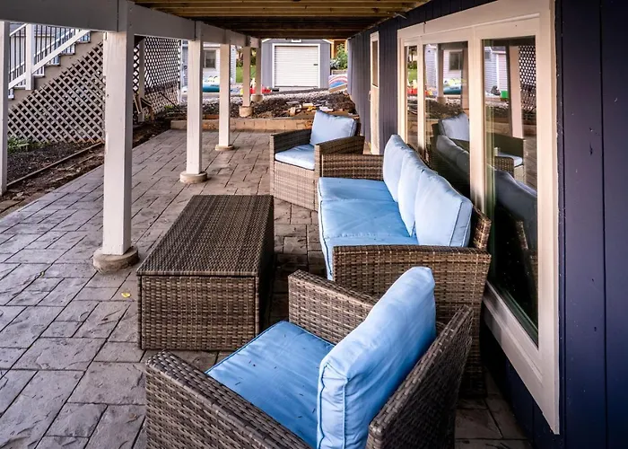The Blue Sapphire 3br 3ba Luxury Lakefront On Mineola Bay Stunning Views On Chain O Lakes Hébergement de vacances Fox Lake